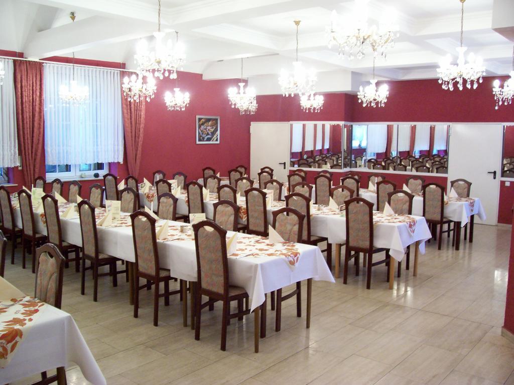 Hotel Reuterhof Reuterstadt Stavenhagen Zewnętrze zdjęcie