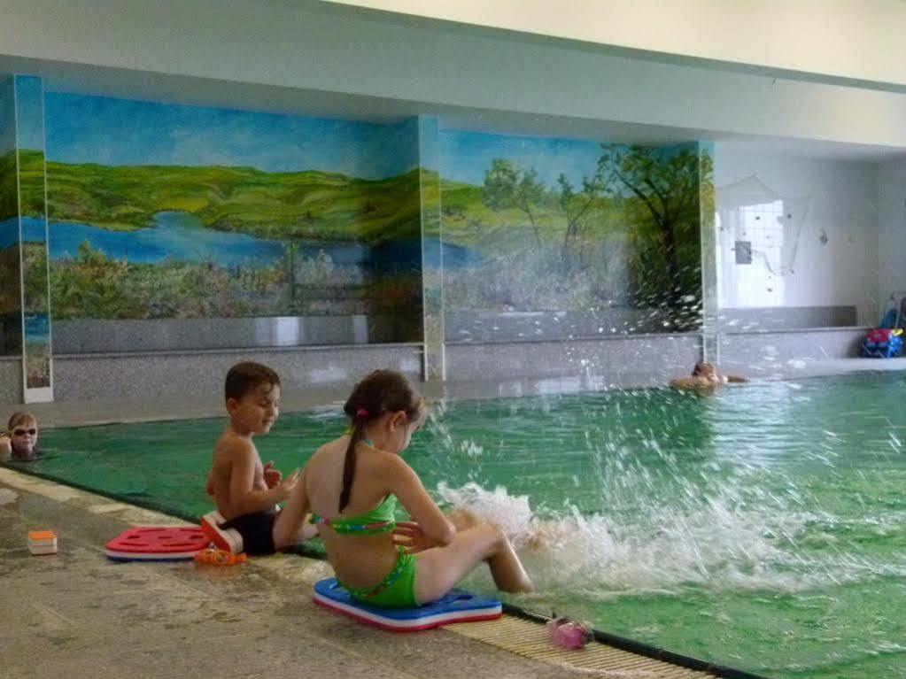 Hotel Reuterhof Reuterstadt Stavenhagen Zewnętrze zdjęcie